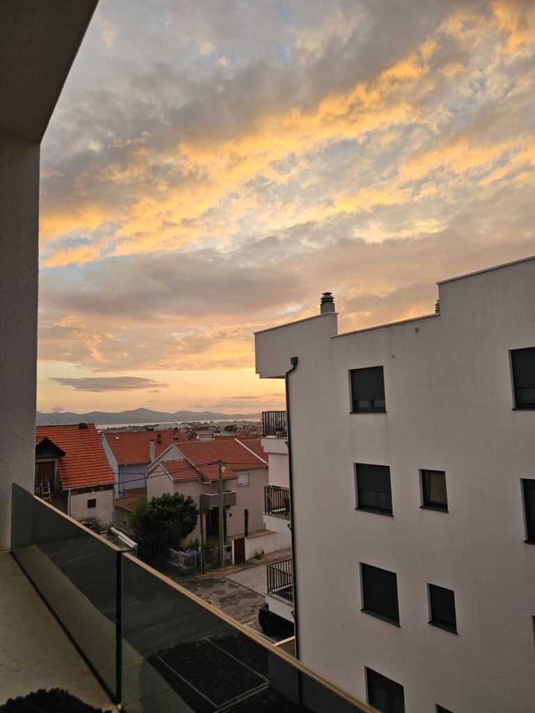 Luxury Apartment Sea — photo 1